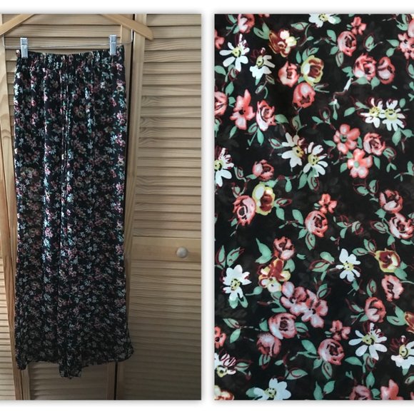 High Waisted print palazzo pants - Picture 2 of 15